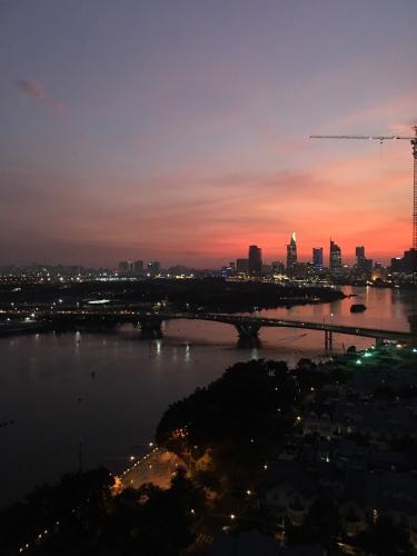 Căn hộ Saigon Pearl , Quận Bình Thạnh Căn hộ Saigon Pearl tầng 21 đầy đủ nội thất, view thoáng mát.