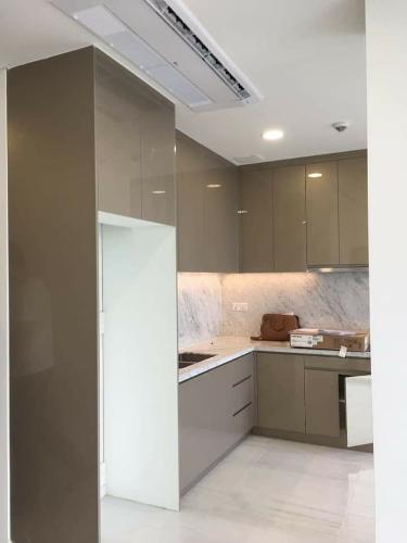 Gian bếp căn hộ Kingdom 101 Bán căn hộ Kingdom 101 2 phòng ngủ Quận 10, diện tích 61m2