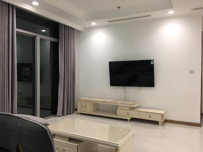 Phòng khách Vinhomes Central Park Căn hộ Vinhomes Central Park tầng trung, đầy đủ nội thất.