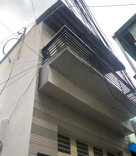 Mặt tiền nhà phố Phan Văn Trị, Bình Thạnh Nhà phố căn góc hướng Đông Nam, gần Đại học Văn Lang.