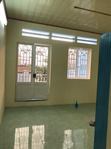 Nhà phố Quận 9 Nhà mặt tiền đường Số 359 hướng Tây Nam diện tích 49m2, đầy đủ tiện ích.