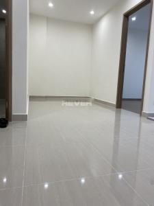 Phòng khách căn hộ Vinhomes Grand Park Căn hộ tầng cao Vinhomes Grand Park cửa chính hướng Đông Nam,