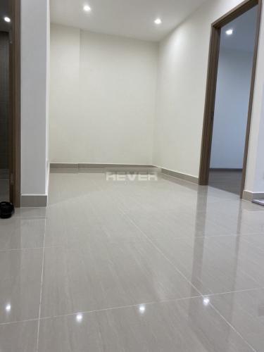 Phòng khách căn hộ Vinhomes Grand Park Căn hộ tầng cao Vinhomes Grand Park cửa chính hướng Đông Nam,