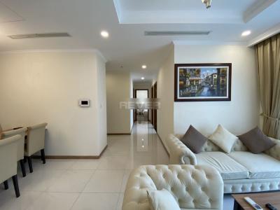 Phòng khách , Căn hộ Vinhomes Central Park , Quận Bình Thạnh Căn hộ tầng 27 Vinhomes Central Park gồm 3 phòng ngủ, đầy đủ nội thất.