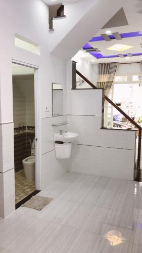 Bên trong nhà phố Nguyễn Duy Cung, Gò Vấp Nhà phố hướng Bắc, hẻm trước nhà thông thoáng 1 trục 4m.