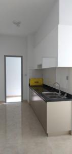 căn hộ Luxgarden Căn hộ Lux Garden tầng trung, view nội khu hồ bơi.