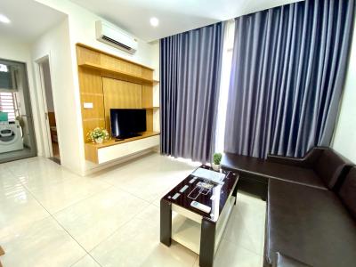 Phòng khách Masteri Millennium Quận 4 Căn hộ Masteri Millennium hướng Nam, đầy đủ nội thất.