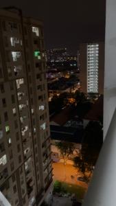 Nội khu chung cư Bình Khánh, Quận 2 Căn hộ chung cư Bình Khánh tầng trung, ban công hướng Bắc.