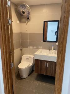 Căn hộ Richstar, Tân Phú Căn hộ Richstar tầng trung, view thành phố sầm uất.