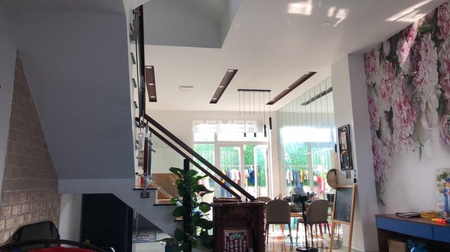 Nhà phố KDC Điền Phúc Thành, quận 9 Nhà phố KDC Điền Phúc Thành diện tích 5m x20m, có sân vườn rộng