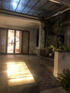 Không gian nhà phố Huyện Nhà Bè Nhà phố hướng Đông Nam diện tích 126m2, bàn giao đầy đủ nội thất.