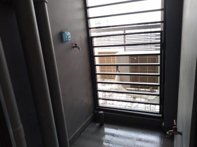 logia  Vinhomes Grand Park Căn hộ Vinhomes Grand Park có phòng đa năng, tầng cao thông thoáng.