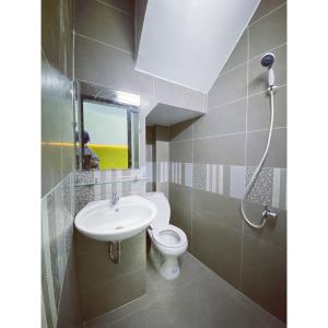 Bên trong nhà phố Tô Hiệu, Tân Phú Nhà phố hướng Bắc hẻm 3m, vừa mới xây thiết kế thông minh.