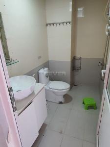 Phòng tắm  căn hộ Linh Tây Tower, Thủ Đức Căn hộ Linh Tây Tower cửa hướng Đông Nam, nội thất cơ bản.