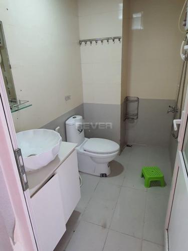 Phòng tắm  căn hộ Linh Tây Tower, Thủ Đức Căn hộ Linh Tây Tower cửa hướng Đông Nam, nội thất cơ bản.