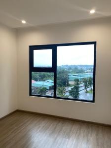Phòng ngủ Vinhomes Grand Park Quận 9 Căn hộ Vinhomes Grand Park tầng trung, ban công đón gió và ánh sáng.