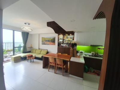 Không gian Penthouse Sky 9, Quận 9 Căn Penthouse có thiết kế sang trọng và sân vườn rộng rãi, nội thất cơ bản.