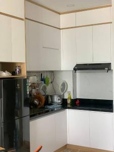 Bếp Bcons Suối Tiên Căn hộ Bcons Suối Tiên tầng cao, đầy đủ nội thất sang trọng.