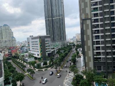 Vinhomes Central Park Căn hộ Vinhomes Central Park tầng cao hướng Đông, view nội khu.