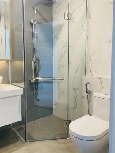 Phòng tắm hộ Sunwah Pearl, Bình Thạnh Căn hộ Sunwah Pearl cửa hướng Tây Bắc view thoáng mát, nội thất cơ bản.