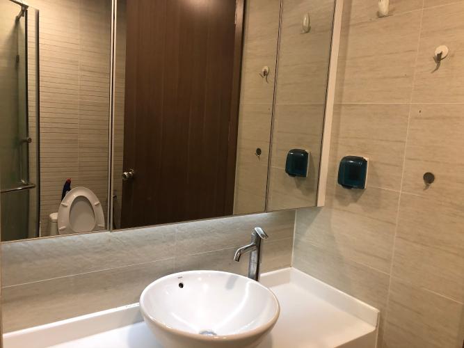 Phòng tắm căn hộ Vinhomes Central Park, Quận Bình Thạnh Căn hộ Vinhomes Central Park tầng 15, đầy đủ nội thất.