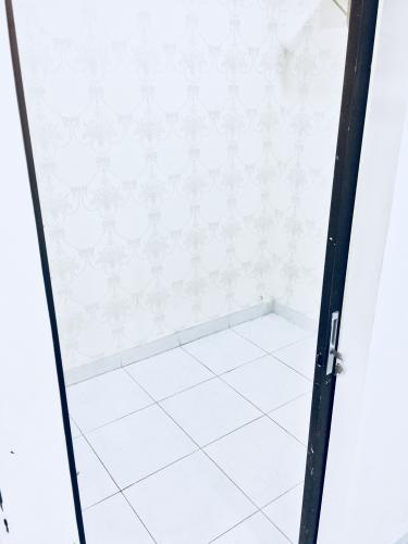 Phòng tắm căn hộ chung cư Nguyễn Thiện Thuật, Quận 3 Căn hộ chung cư Nguyễn Thiện Thuật hướng Tây Nam, view thành phố.