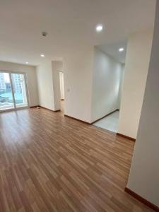 Phòng khách City Gate, Quận 8 Căn hộ tầng cao City Gate view đại lộ, nội thất cơ bản.