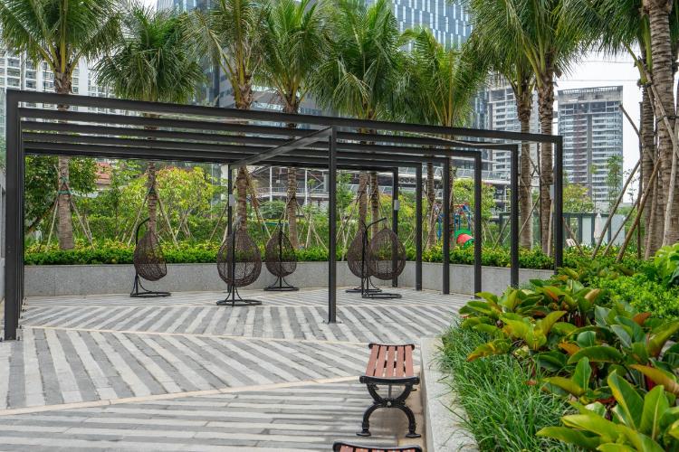 View từ căn hộ Saigon South Residences Bán căn hộ Saigon South Residence tầng thấp, ban công hướng Bắc.