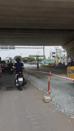 Đường vào Đất nền Quận 2 Bán đất mặt tiền đường 60, Bình Trưng Đông, Quận 2, diện tích 160m2, sổ hồng, cách đường Đỗ Xuân Hợp 70m