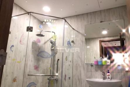 Phòng tắm The Golden Star, Quận 7 Căn hộ Golden Star đầy đủ nội thất, hướng Đông Nam.