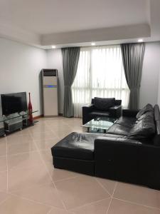 Phòng khách, Căn hộ The Manor, Quận Bình Thạnh Căn hộ tầng 22 The Manor view thoáng mát, bàn giao đầy đủ nội thất.