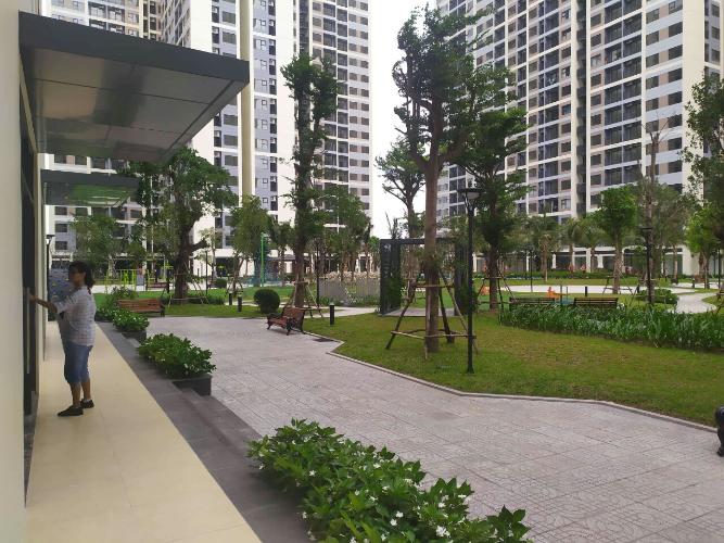  shophouse tháp S1.07 dự án Vin quận 9 Shophouse Vinhomes Grand Park hướng Đông Bắc, bàn giao thô.