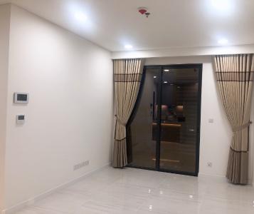 Phòng ngủ căn hộ Kingdom 101 Căn hộ Kingdom 101 ban công hướng Đông Nam, nội thất cơ bản.