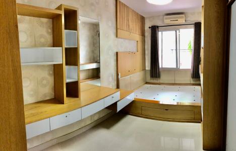 Phòng ngủ căn hộ chung cư Mỹ Khang Căn hộ chung cư Mỹ Khang tầng thấp view nội khu, hướng Tây.