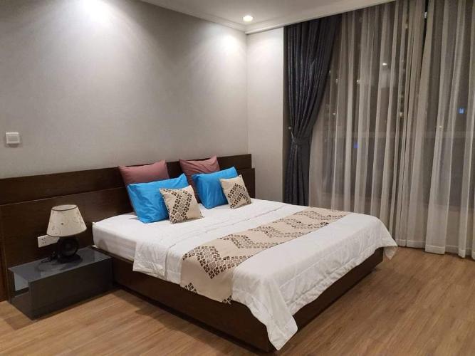Không gian căn hộ Vinhomes Central Park, Quận Bình Thạnh Căn hộ cao cấp Vinhomes Central Park có 3 phòng ngủ, đầy đủ nội thất.