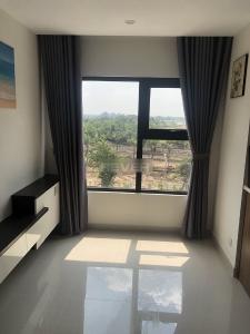 Căn hộ Vinhomes Grand Park, Quận 9 Căn hộ Vinhomes Grand Park hướng Tây Bắc, bàn giao nội thất đầy đủ.