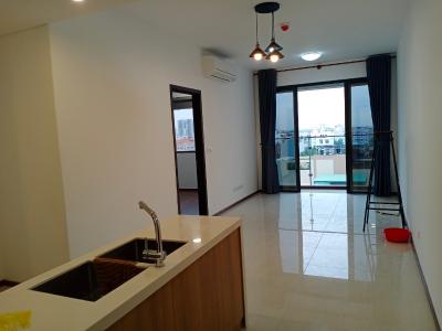 Phòng khách One Verandah, Quận 2 Căn hộ One Verandah nội thất cơ bản, hướng Đông Nam.