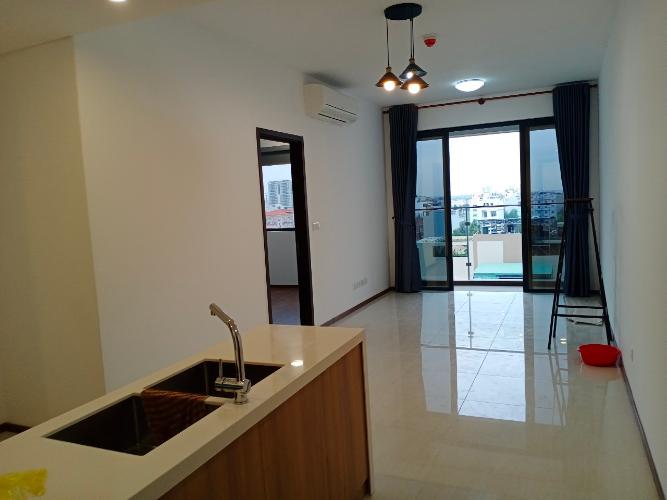 Phòng khách One Verandah, Quận 2 Căn hộ One Verandah nội thất cơ bản, hướng Đông Nam.