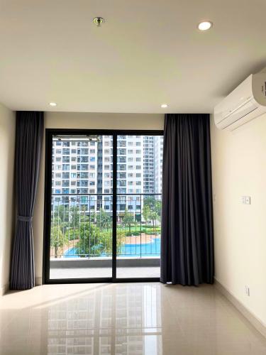 Phòng khách , Căn hộ Vinhomes Grand Park , Quận 9 Căn hộ Vinhomes Grand Park tầng 21 bàn giao nội thất cơ bản, view nội khu.