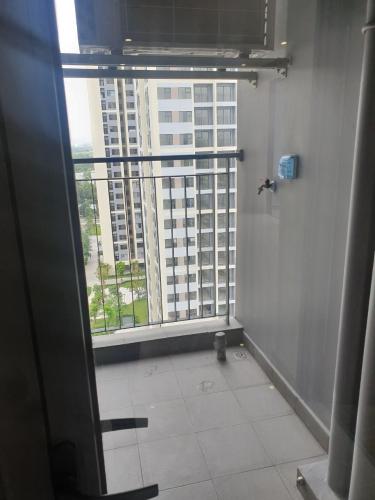 Lô gia Vinhomes Grand Park Quận 9 Căn hộ Vinhomes Grand Park tầng trung, bàn giao nội thất cơ bản.