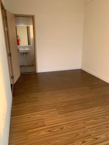 Phòng ngủ Safira Khang Điền, Quận 9 Căn hộ Safira Khang Điền hướng Đông Nam, nội thất cơ bản.