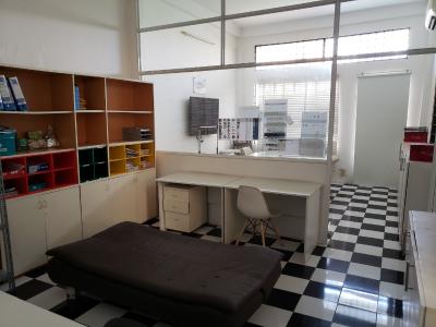 Mặt bằng kinh doanh Nguyễn Hữu Cảnh, Bình Thạnh Mặt bằng hướng Đông Bắc, trong hẻm đường nhựa xe hơi ra vào.