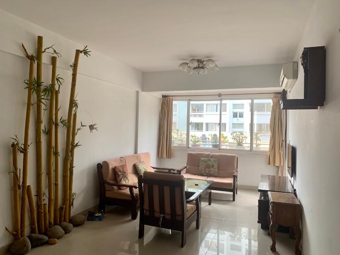 Phòng khách căn hộ chung cư Mỹ Khang Căn hộ chung cư Mỹ Khang tầng thấp view nội khu, hướng Tây.