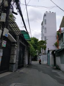 Mặt tiền nhà phố Ngô Đức Kế Bán nhà phố đường Ngô Đức Kế, quận Bình Thạnh diện tích đất 61.9m2 sổ hồng pháp lý đầy đủ