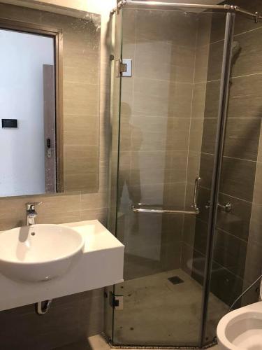 Phòng tắm , Căn hộ Vinhomes Grand Park , Quận 9 Căn hộ Vinhomes Grand Park tầng 21 bàn giao nội thất cơ bản, view nội khu.