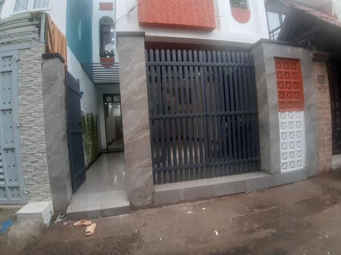Mặt tiền nhà phố Lê Văn Thọ, Gò Vấp Nhà phố hẻm xe hơi mới xây, thiết kế hiện đại tinh tế.