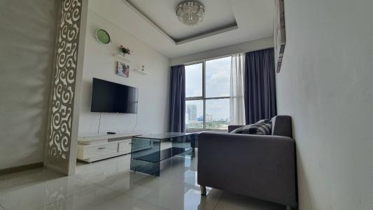 Phòng khách căn hộ hộ Thảo Điền Pearl, Quận 2 Căn hộ Thảo Điền Pearl cửa hướng Tây Bắc, đầy đủ nội thất.