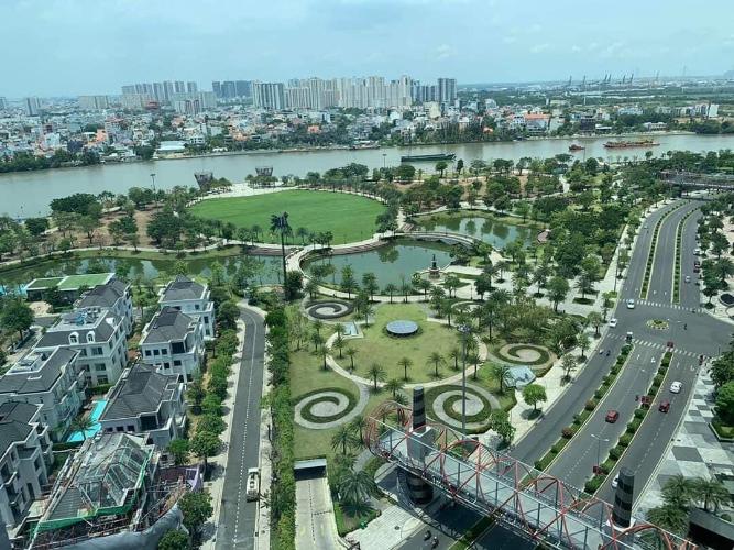 View căn hộ Vinhomes Central Park, Quận Bình Thạnh Căn hộ có 4 phòng ngủ Vinhomes Central Park tầng 12B, đầy đủ nội thất.