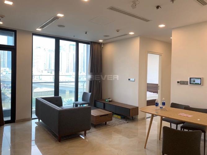Phòng khách Vinhomes Golden River Quận 1 Office-tel Vinhomes Golden River đầy đủ nội thất, view Landmark 81.