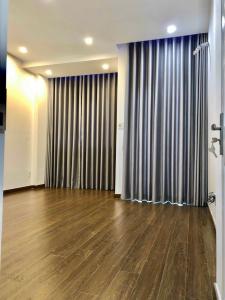 Phòng ngủ nhà phố Quận 7 Nhà phố Quận 7 diện tích sàn 128m2, sổ hồng riêng kèm đầy đủ nội thất.